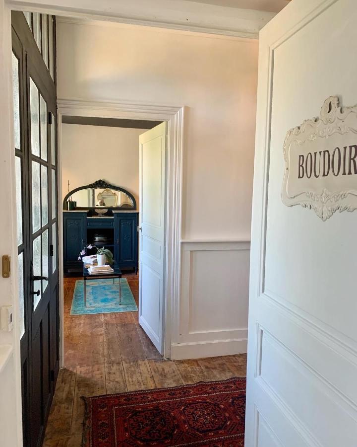 Petit Boudoir The Riverside Retreat Triac-Lautrait エクステリア 写真